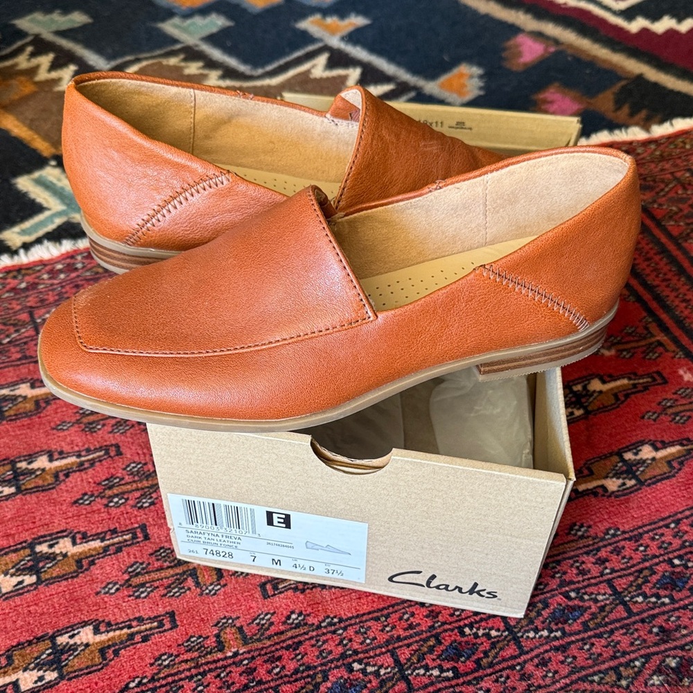 Clarks Sarafyna Freva Loafer Tan Leather - Picture 8 of 12